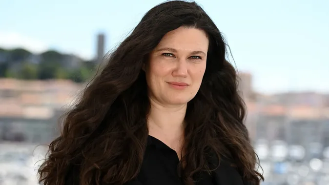 Mascha Schilinski: Regisseurin, Filme und Karriere